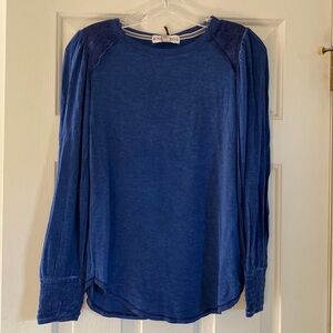 Knox Rose Blue Top NWT